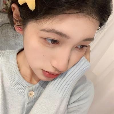 饱餐秀色